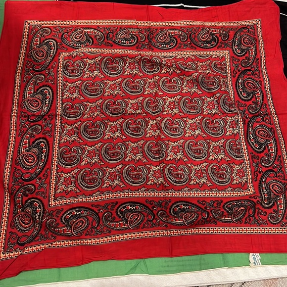 5 vintage bandannas / scarves - Picture 4 of 9